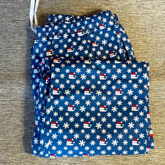 Vineyard Vines, Nike - Picture 6 of 6